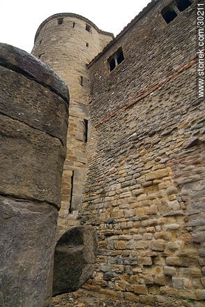 Gallo-roman tower - Region of Languedoc-Rousillon - FRANCE. Photo #30211