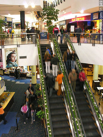 Punta Shopping mall - Punta del Este and its near resorts - URUGUAY. Photo #31349