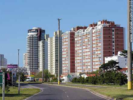 Artigas Ave. of Punta del Este - Punta del Este and its near resorts - URUGUAY. Photo #31310
