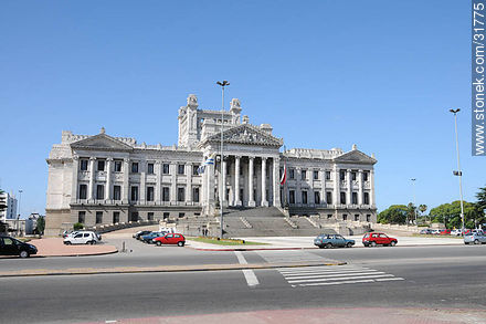 Palacio Legislativo - Department of Montevideo - URUGUAY. Photo #31775