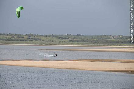 Kite surfing in lake José Ignacio - Punta del Este and its near resorts - URUGUAY. Photo #31956