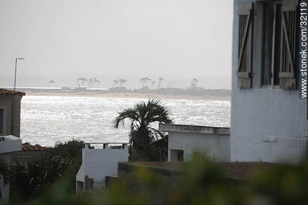 Día tormentoso en José Ignacio - Punta del Este y balnearios cercanos - URUGUAY. Foto No. 32119