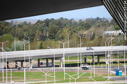 New stretch of the route 101 from the new Carrasco airport in Uruguay - Department of Canelones - URUGUAY. Photo #33154