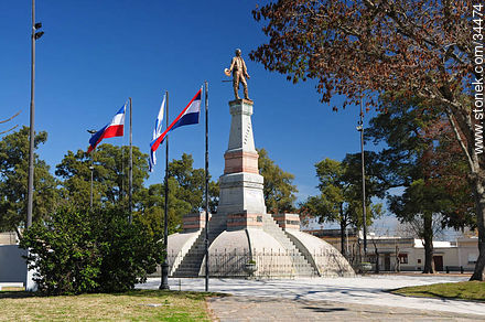 Independencia square. Monument to Artigas. - San José - URUGUAY. Photo #34474