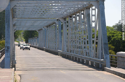 Puente sobre el río Santa Lucía Chico - Departamento de Florida - URUGUAY. Foto No. 35623
