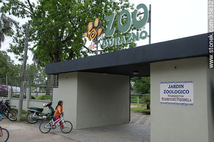 Entrada al zoológico de Durazno. - Durazno - URUGUAY. Photo #35832