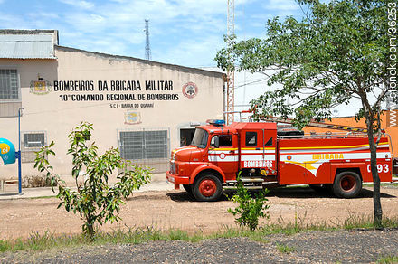 Barra do Quaraí, Brasil. Cuartel de Bomberos. - Departamento de Artigas - URUGUAY. Foto No. 36253