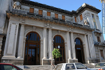 Post office building - Department of Salto - URUGUAY. Photo #36406
