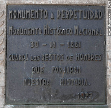 Monumento a Perpetuidad. - Department of Paysandú - URUGUAY. Photo #36971