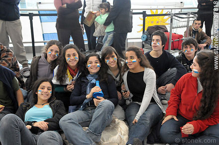 Jóvenes aficionadas uruguayas -  - URUGUAY. Foto No. 37818
