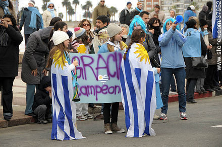Uruguayan footbal soccer team reception after playing the World Cup in South Africa, 2010. -  - URUGUAY. Photo #37952