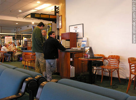 Cafetería en el aeropuerto de Santiago de Chile - Chile - Otros AMÉRICA del SUR. Foto No. 38312