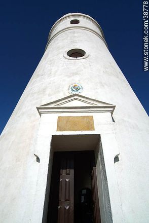Isla de Flores lighthouse -  - URUGUAY. Photo #38778