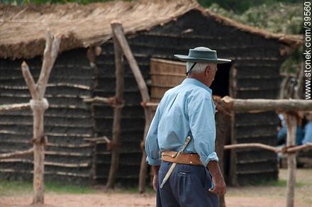 Anciano campesino - Departamento de Tacuarembó - URUGUAY. Foto No. 39560