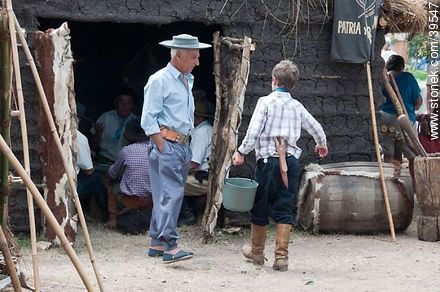 Meeting in a hut - Tacuarembo - URUGUAY. Photo #39547