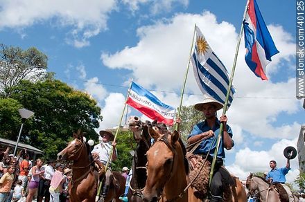 Uruguayan patriotic flags - Tacuarembo - URUGUAY. Photo #40125