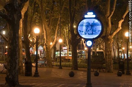 Plaza Constitución - Departamento de Montevideo - URUGUAY. Foto No. 40885