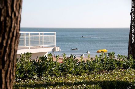 Terraza a la playa Portezuelo - Punta del Este y balnearios cercanos - URUGUAY. Foto No. 41365