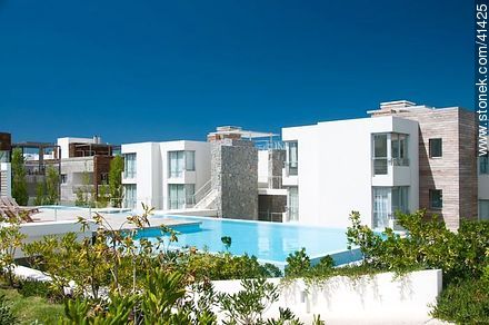Apartamentos en la Playa Bikini - Punta del Este y balnearios cercanos - URUGUAY. Foto No. 41425