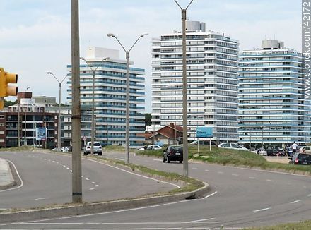 Promenade Lorenzo Batlle Pacheco. - Punta del Este and its near resorts - URUGUAY. Photo #42172