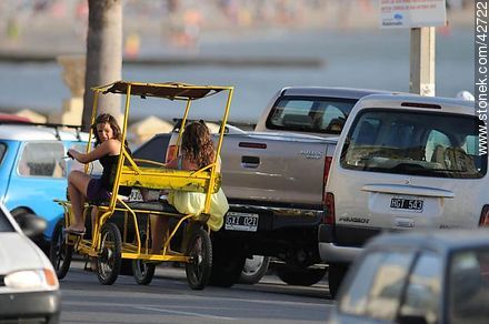 Quad stroller - Department of Maldonado - URUGUAY. Photo #42722