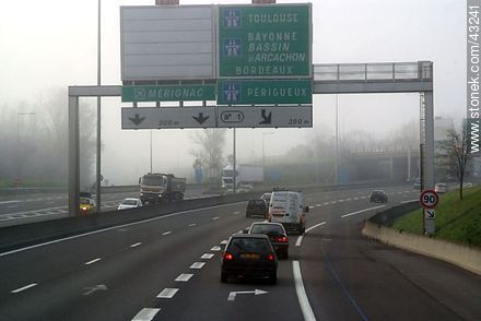 Autopista A230 al sur - Aquitania - FRANCIA. Foto No. 43241