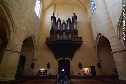 Sarlat-la-Canéda. Interior of the Cathedral of Saint Sacerdos. - Region of Aquitaine - FRANCE. Photo #43167