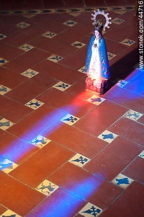 Virgen iluminada -  - IMÁGENES VARIAS. Foto No. 44716