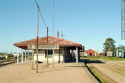 Empalme Olmos.  Sudriers railroad station. - Department of Canelones - URUGUAY. Photo #45597