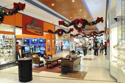 Christmass in Montevideo Shopping Center - Department of Montevideo - URUGUAY. Photo #45768