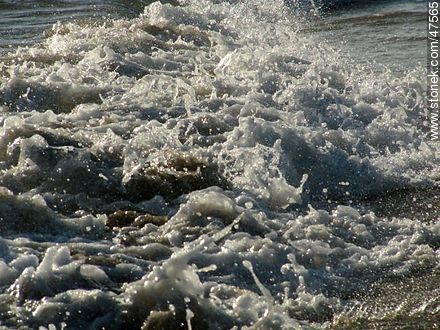 Foam on the shore - Department of Maldonado - URUGUAY. Photo #47565