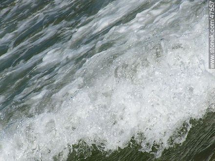 Wave foam on the shore - Department of Maldonado - URUGUAY. Photo #47557
