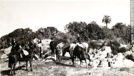 Imagen de campaña a principios del siglo XX -  - URUGUAY. Foto No. 47953