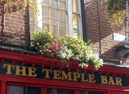 The Temple Bar en Temple Lane - ireland - ISLAS BRITÁNICAS. Foto No. 48640