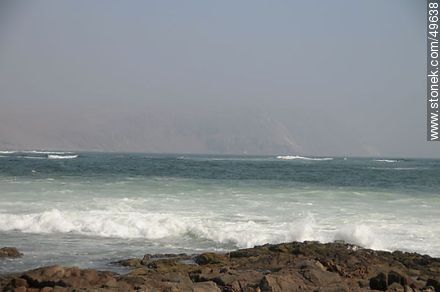 Pacific Ocean Coast in Arica. - Chile - Others in SOUTH AMERICA. Photo #49638