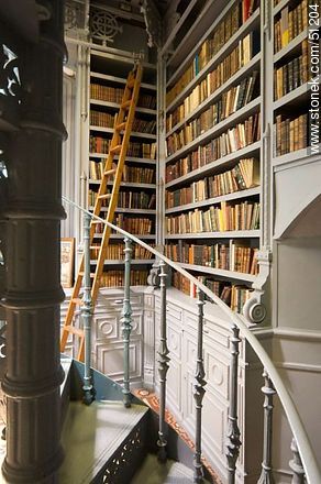 Library of IAVA. Spiral staircase. - Department of Montevideo - URUGUAY. Photo #51204
