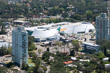 Punta Shopping Mall on Roosevelt Avenue - Punta del Este and its near resorts - URUGUAY. Photo #51322