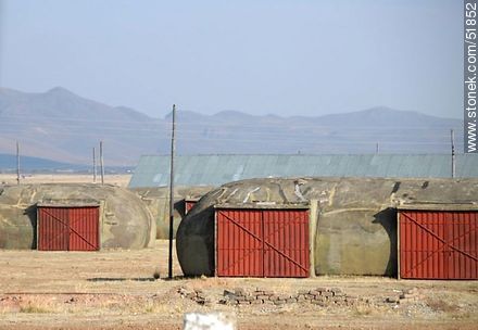 Facilities Bolivian army. Construction units in the form of egg. - Bolivia - Others in SOUTH AMERICA. Photo #51852