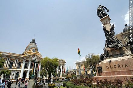 Plaza Murillo. Monument to Pedro Domingo Murillo in La Paz, Bolivia. - Bolivia - Others in SOUTH AMERICA. Photo #52214