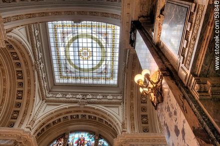 Stained glass ceiling of the Palacio Legislativo - Department of Montevideo - URUGUAY. Photo #53846