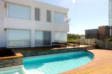 House in José Ignacio seaside resort.  - Punta del Este and its near resorts - URUGUAY. Photo #54181