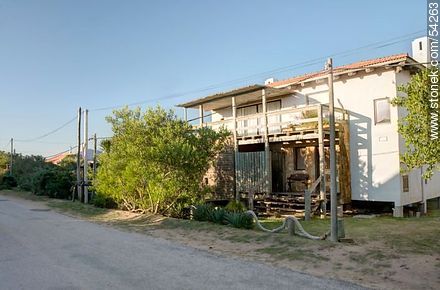 House on the street Las Calandrias, José Ignacio - Punta del Este and its near resorts - URUGUAY. Photo #54263