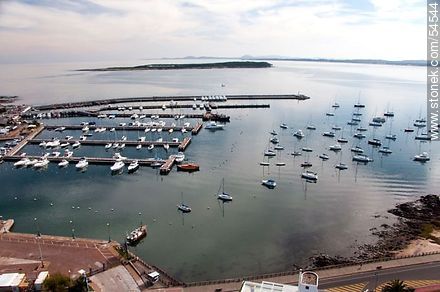 Port of Punta del Este, aerial view. - Punta del Este and its near resorts - URUGUAY. Photo #54544