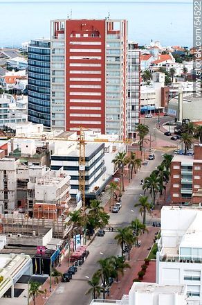Gorlero Avenue, Lafayette building and Concorde Hotel. - Punta del Este and its near resorts - URUGUAY. Photo #54522