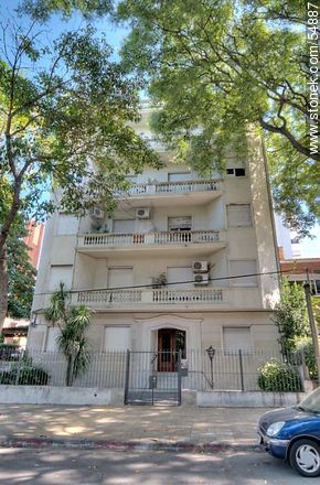 Building on José Martí St. - Department of Montevideo - URUGUAY. Photo #54887
