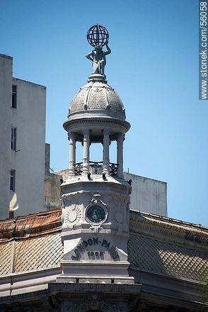 Dome of the old London-Paris store - Department of Montevideo - URUGUAY. Photo #56058