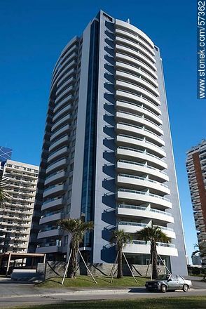 The Forest Tower 2 at Av. Chiverta - Punta del Este and its near resorts - URUGUAY. Photo #57362