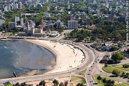 Aerial view of the Playa Ramírez, the Parque Rodó and Edificio Mercosur. - Department of Montevideo - URUGUAY. Photo #58391