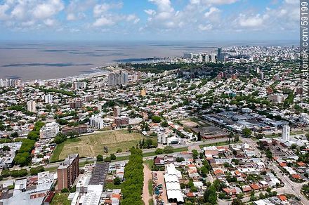 Vista aérea de Avenida Italia e Hipólito Yrigoyen - Departamento de Montevideo - URUGUAY. Foto No. 59199