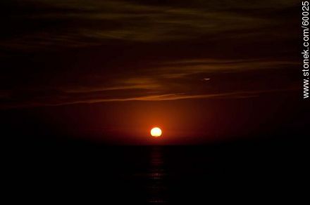 Sunset at sea -  - MORE IMAGES. Photo #60025